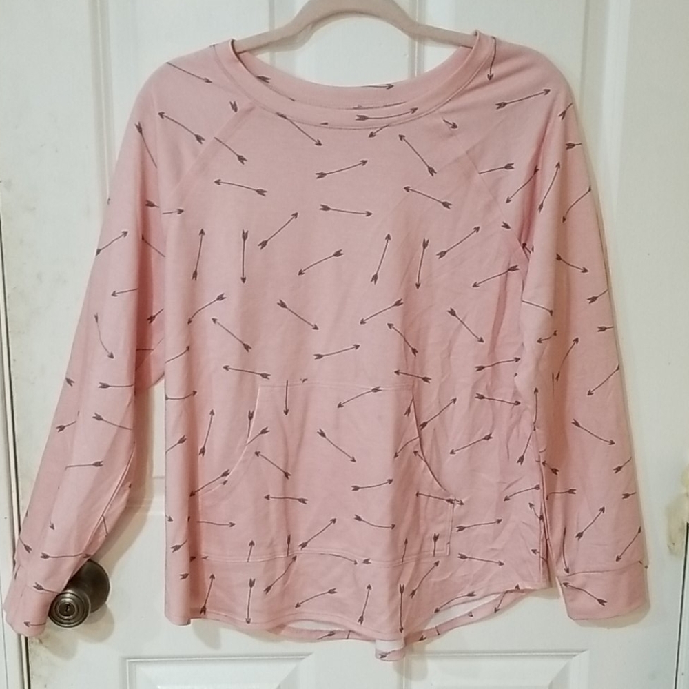 Cute No Boundries Long Sleeve Arrow Casual Tee